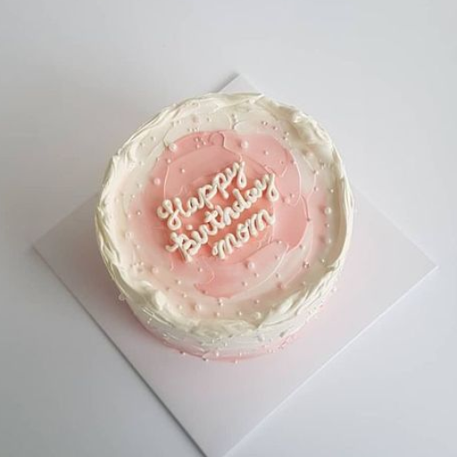 Bánh sinh nhật bé heo cute - Thu Hường Bakery